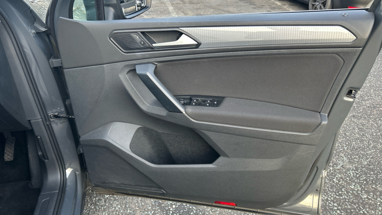 Volkswagen Tiguan 1.5 TSI 150 Life 5dr Petrol Estate